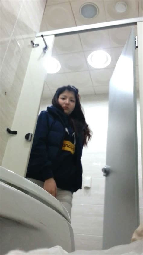 korea toilet voyeur